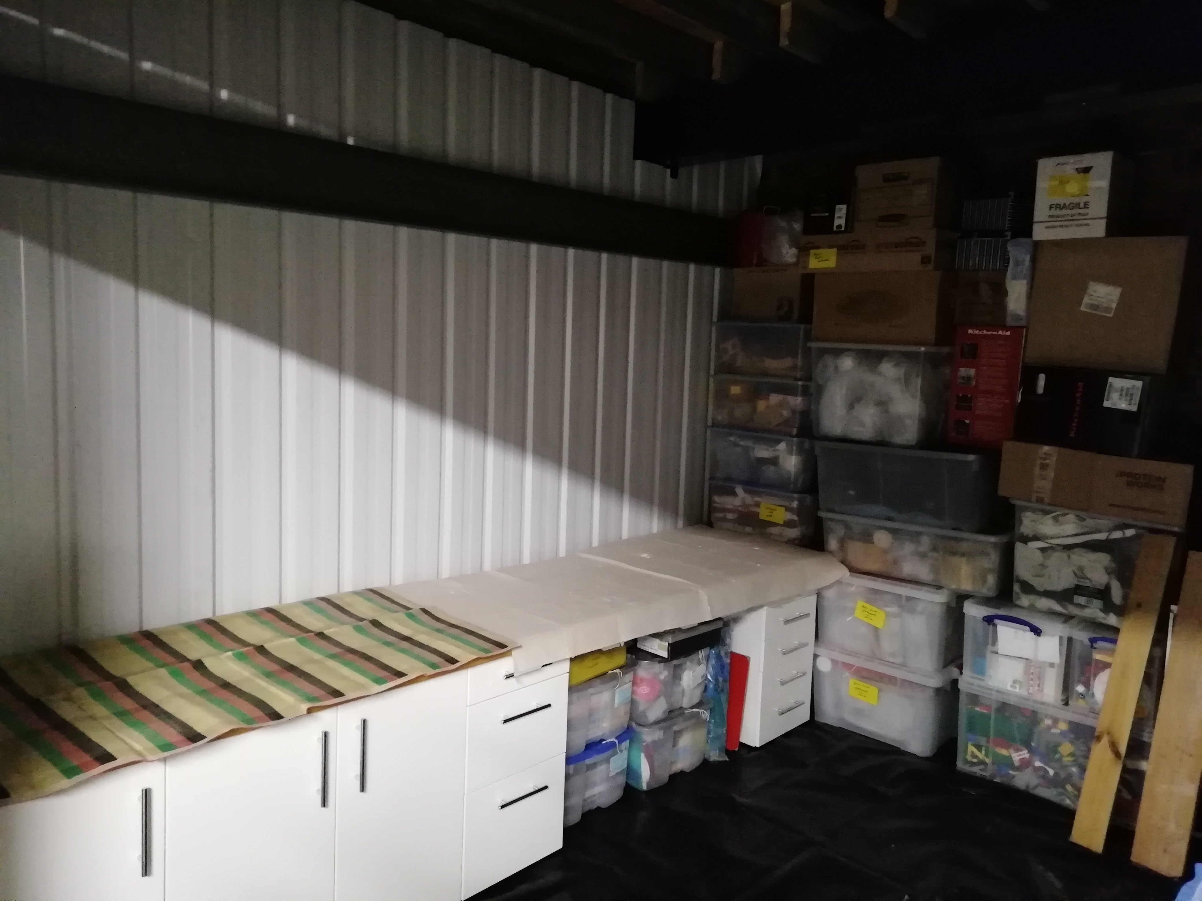 9 January
Our storage unit with study desk unit and a few of our boxes.